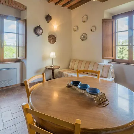Country house San Paolo Farm, Wifi, Pool, Val Di Cecina *